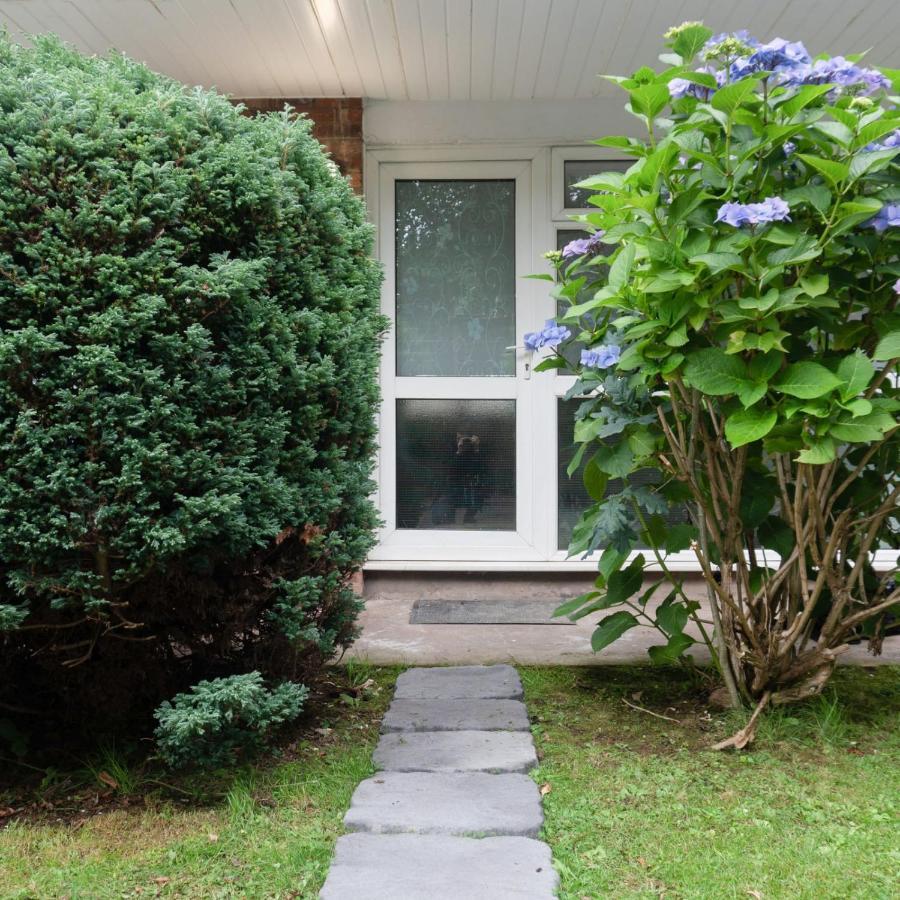Gorgeous Ground Floor Apartment + Free Parking แมนเชสเตอร์ ภายนอก รูปภาพ
